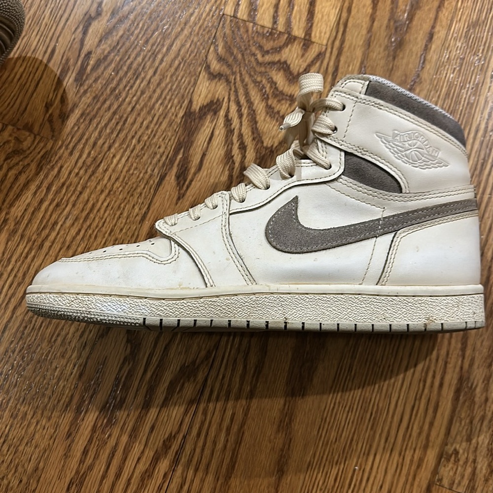 Jordan 1 retro high neutral gray - Picture 5 of 7